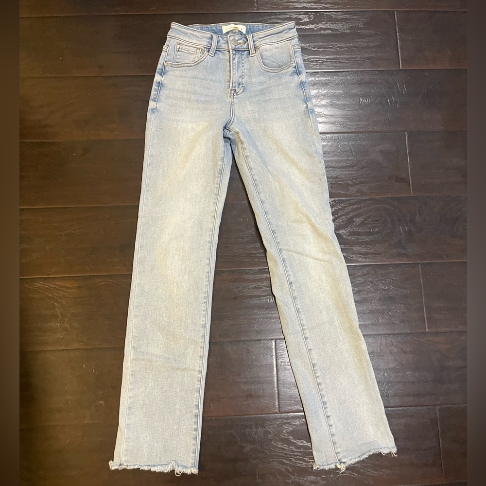 Women's Risen Los Angeles Light Blue Jeans Size 24 Raw hem NWT